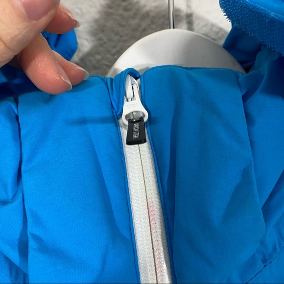 Helly Hansen Blue and White Ski Jacket - Picture 9 of 13